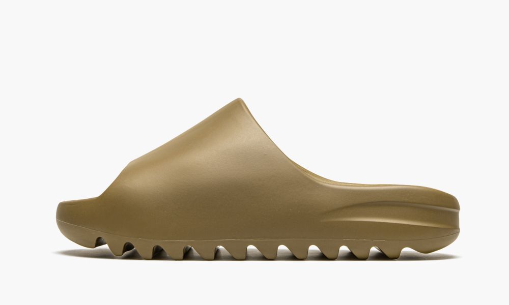 Yeezy Slide "Core" Soft Cushion Slides UAE