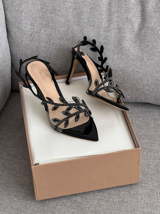 Gianvito Rossi Pointed Leaf Strap Sandals