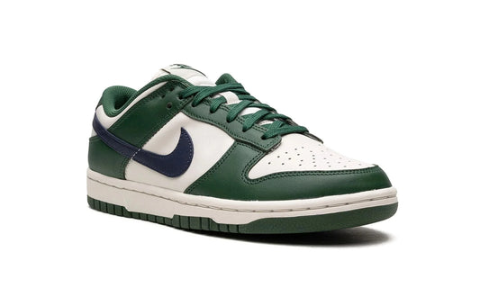 DUNK LOW WMNS "Gorge Green" Sneakers UAE