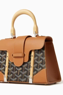 Goyard Pre-Loved
Bag in Goyardine Canvas & Leather