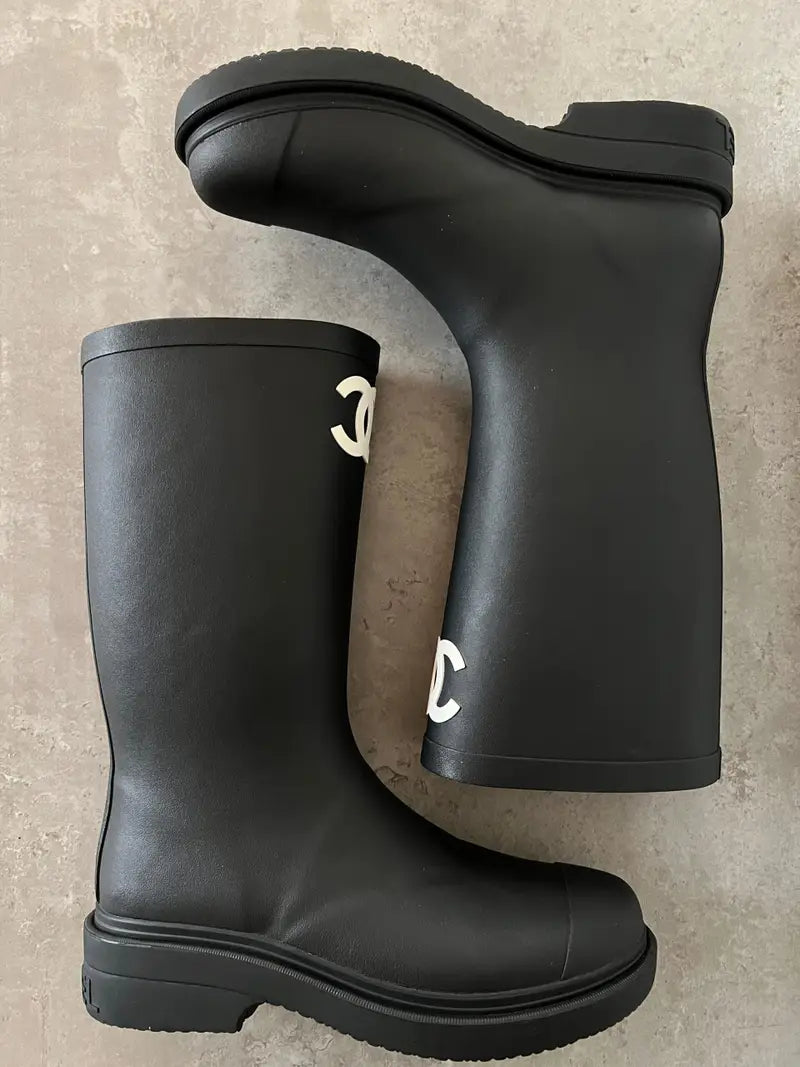 Chanel Rubber CC Rain Boots Nior Black