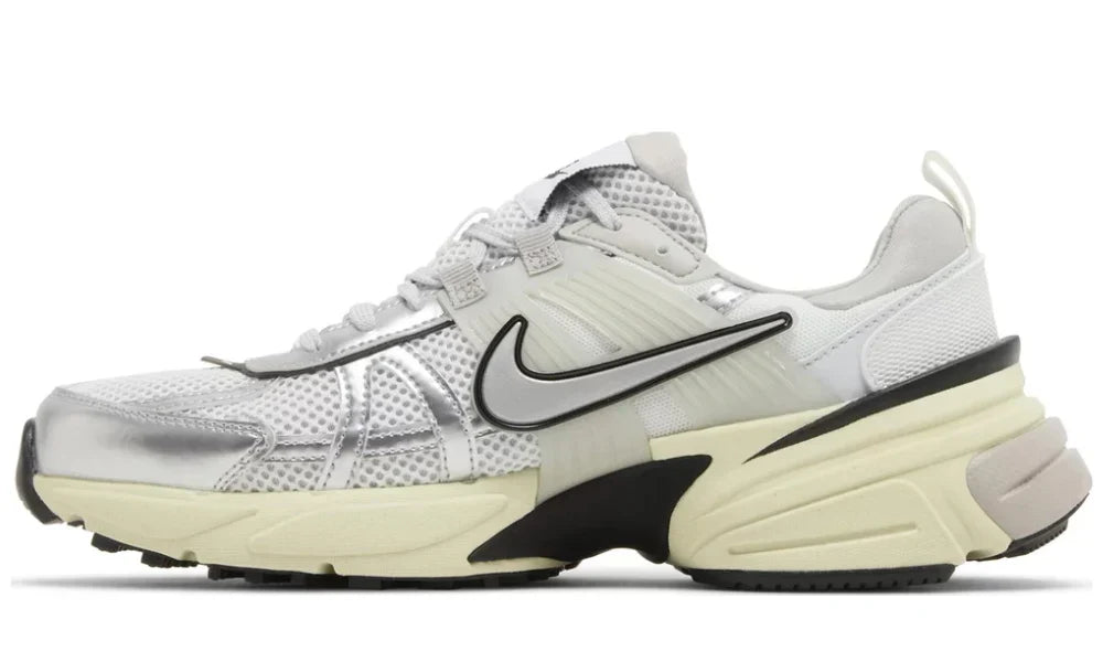 Nike V2K Run "Pure Platinum Metallic Silver" Running Shoes UAE