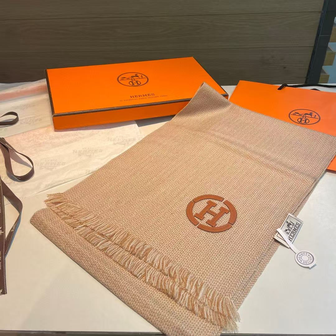 Hermès H Jacquard Scarf