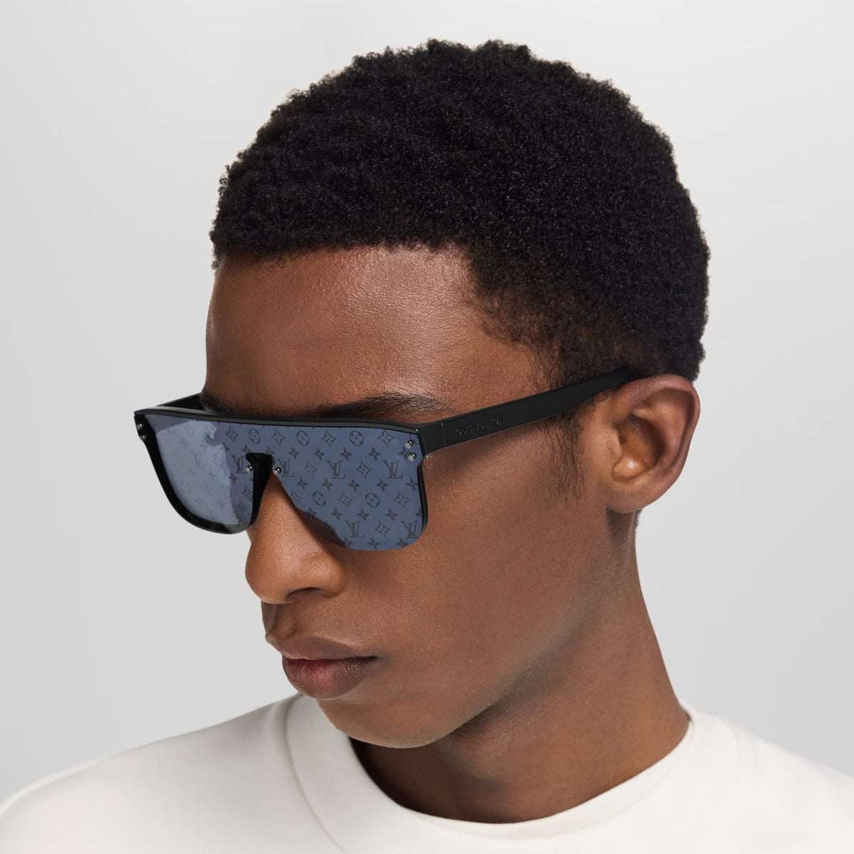 *LOUIS VUITTON sunglasses 
*Z1082e*
*Super Master Quality 💯
*New available*🗽