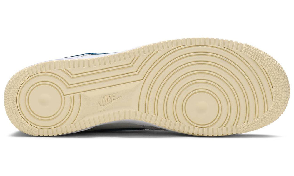 Undefeated x Air Force 1 Low "5 On It" Sneakers UAE