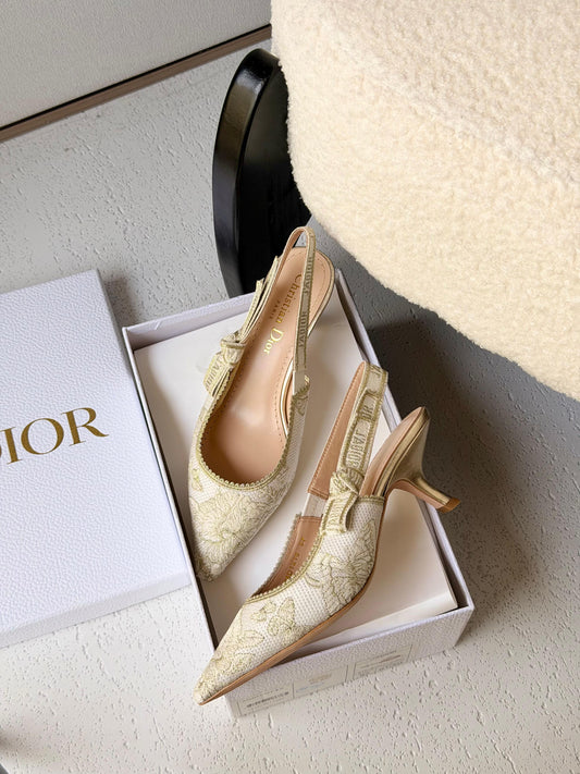 J'Adior Slingback Pump