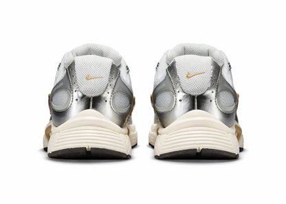 Nike Structure 26 "Black / White" Running Shoes UAE