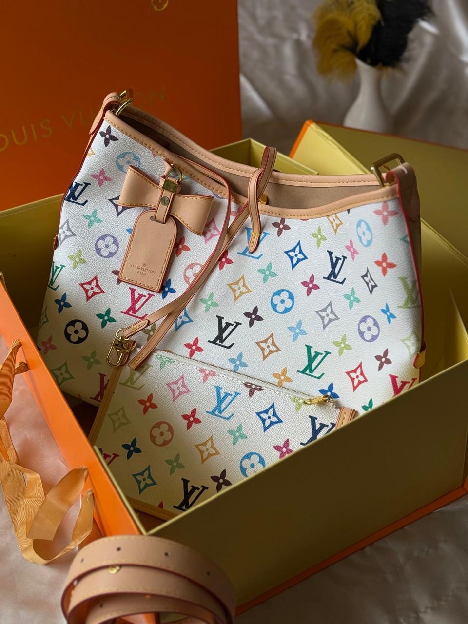 Lv bag tote white