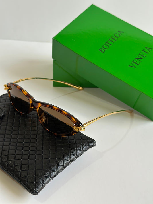BOTTEGA VENETA Knot Cat-Eye Sunglasses