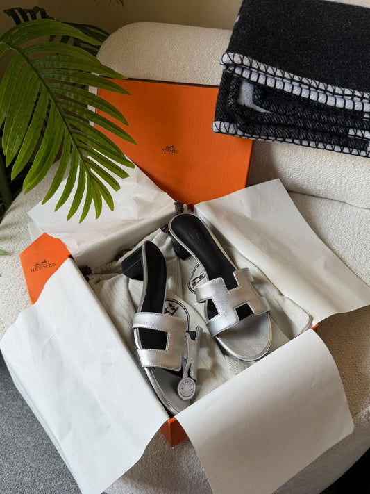 Hermès Oran Sandals