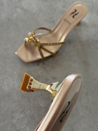 GINA  TAYLOR Quartz Chic