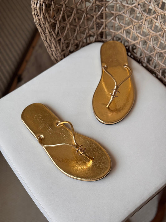 Chanel Thongs  calfskin