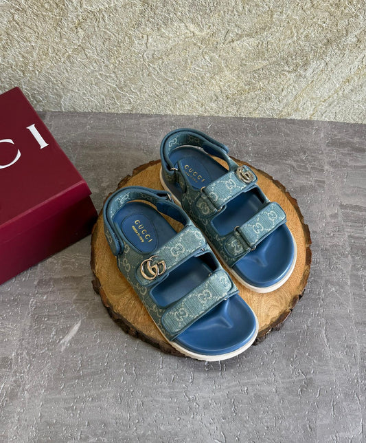 Gucci Double G sandals