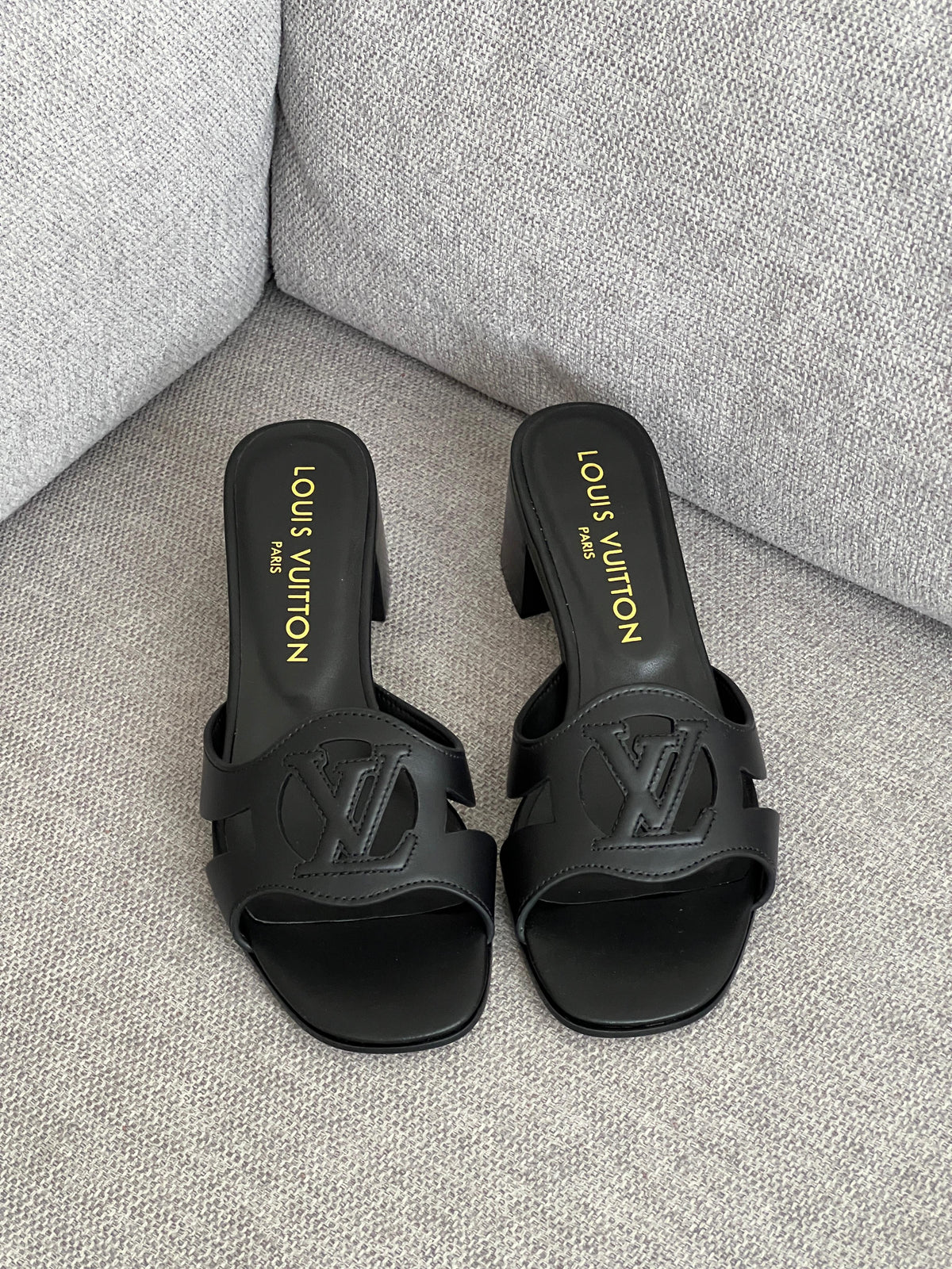 LV Isola Sandal