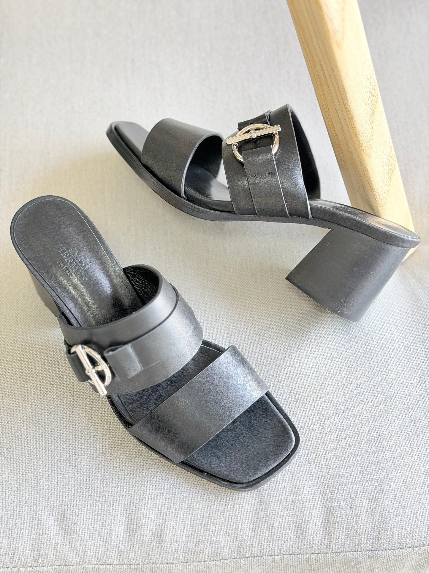 Hermes Kute 60 sandal