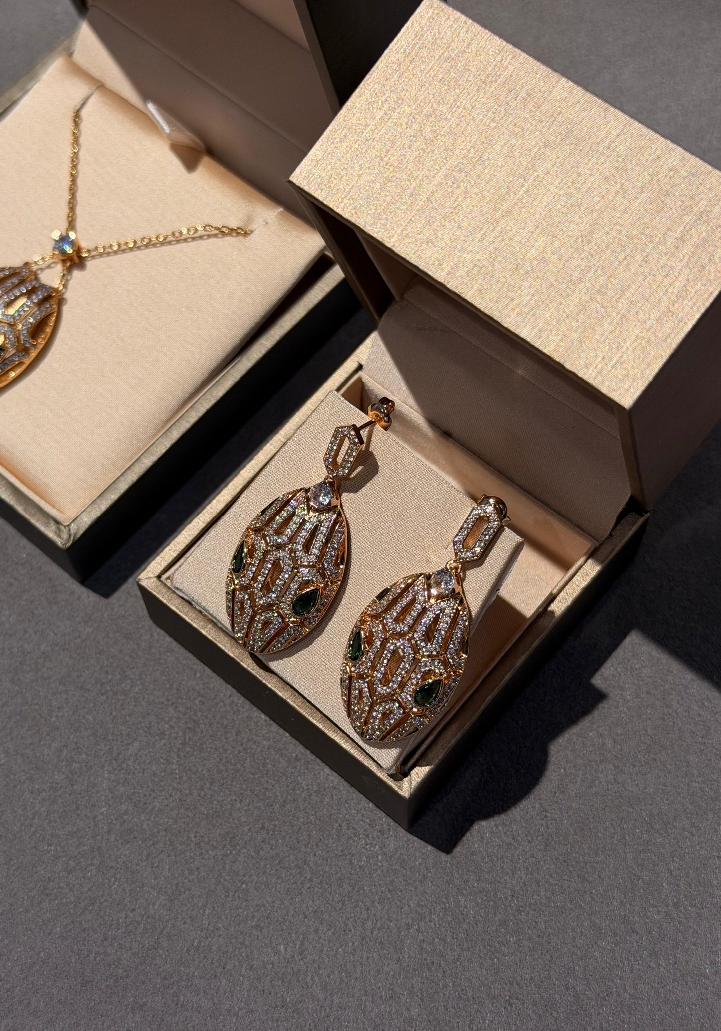 Bvlgari Serpent  Set Necklace & Earings Swarovski Stones
