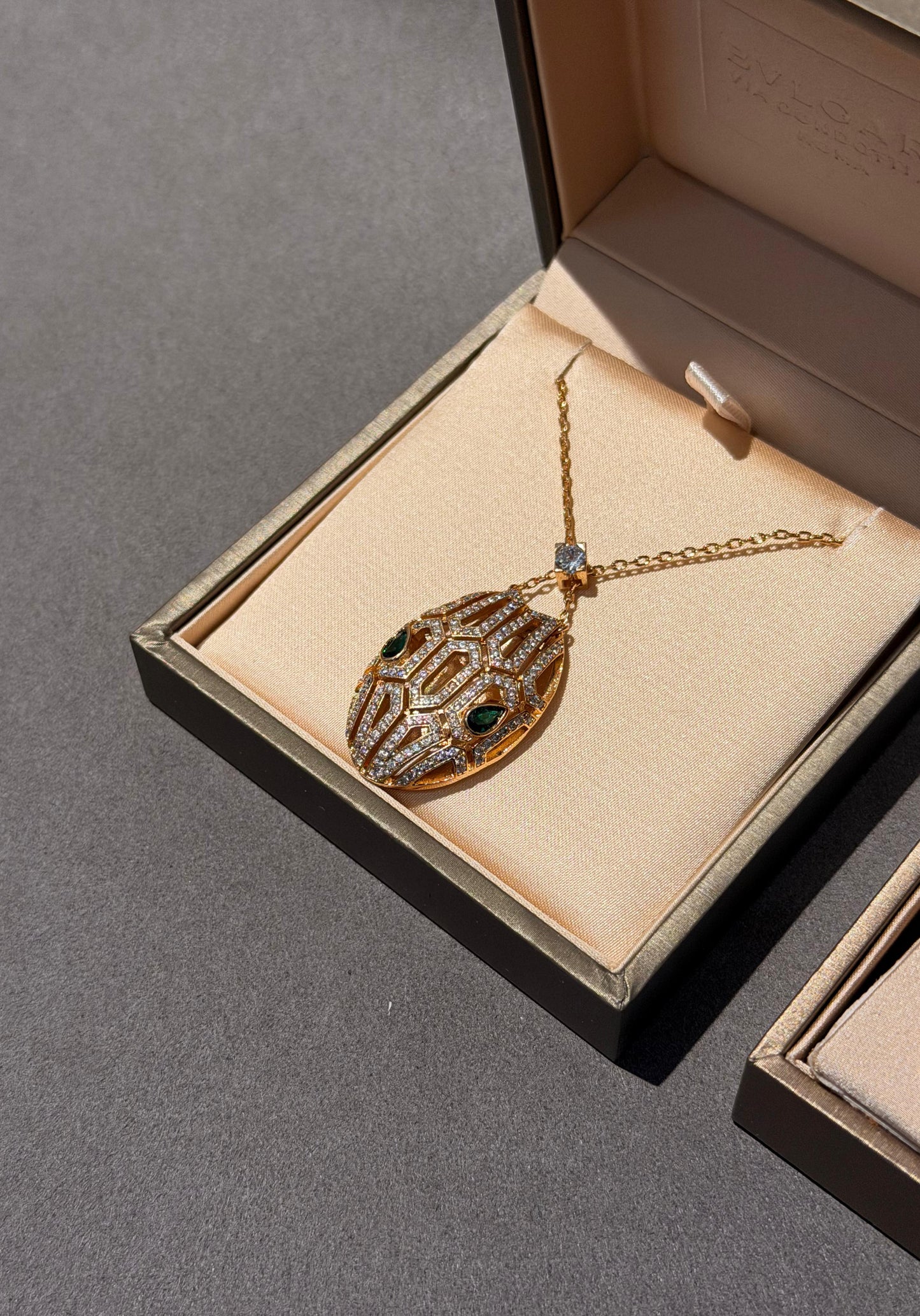 Bvlgari Serpent  Set Necklace & Earings Swarovski Stones