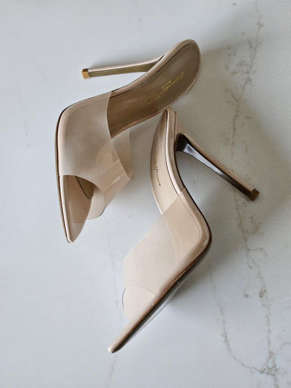 Gianvito Rossi Black Elle 105 Mule