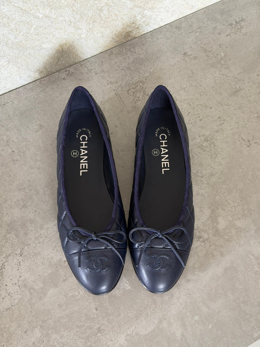 Chanel Ballet flats navy