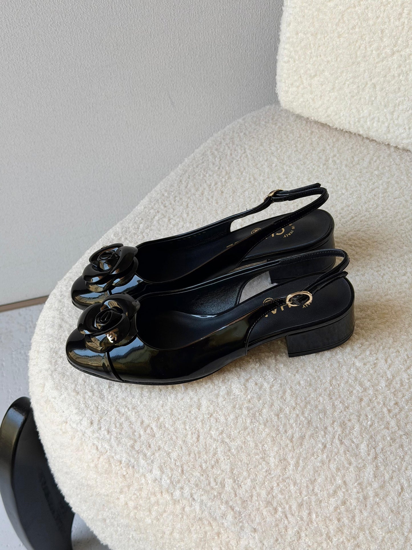 Chanel sandsls