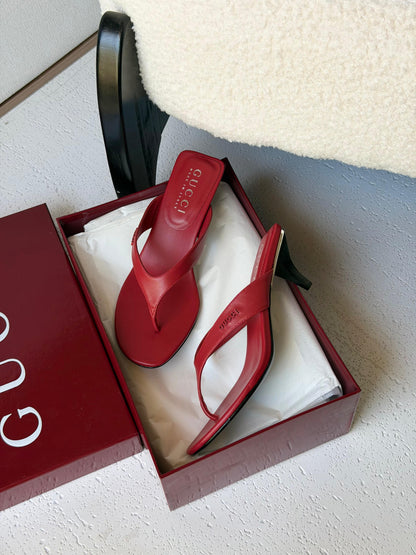 Gucci Vittoria thong sandals