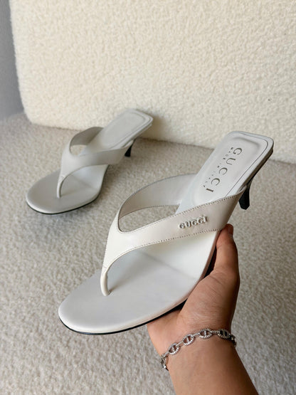 Gucci Vittoria thong sandals