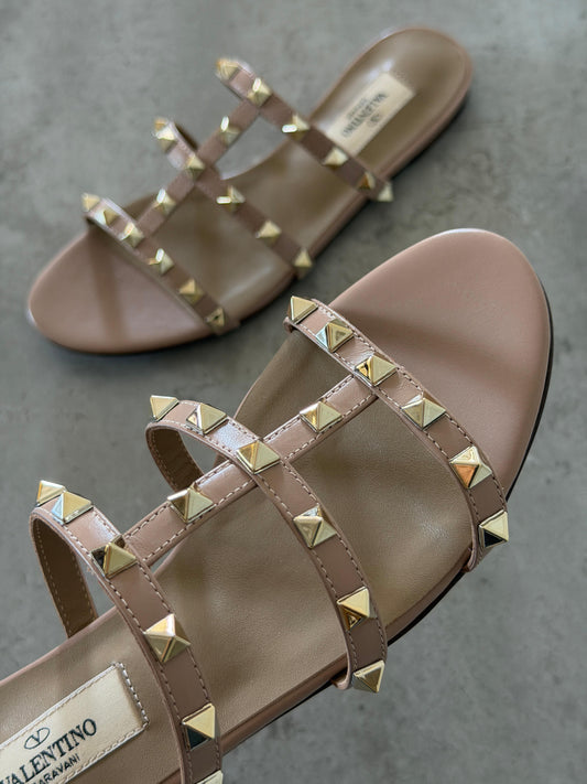 Valentino Garavani Rockstud flat sandals