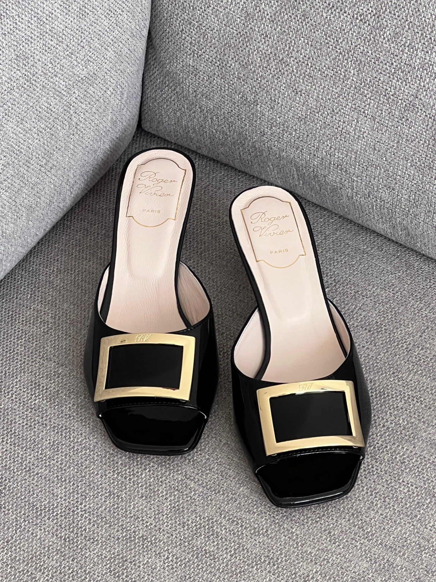 Roger Vivier Mules