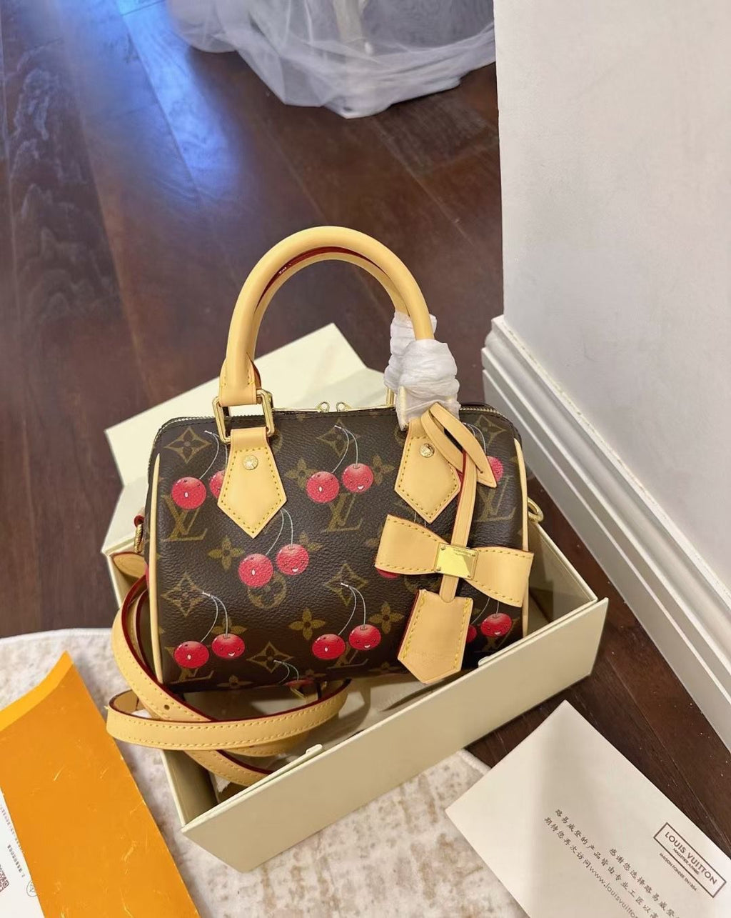 Lv bag - cherry