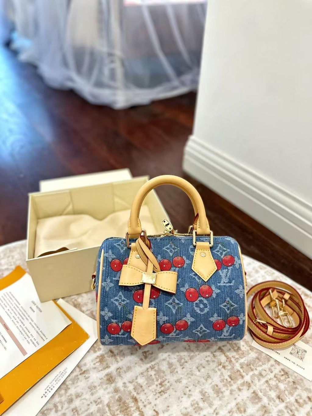 Lv bag - cherry