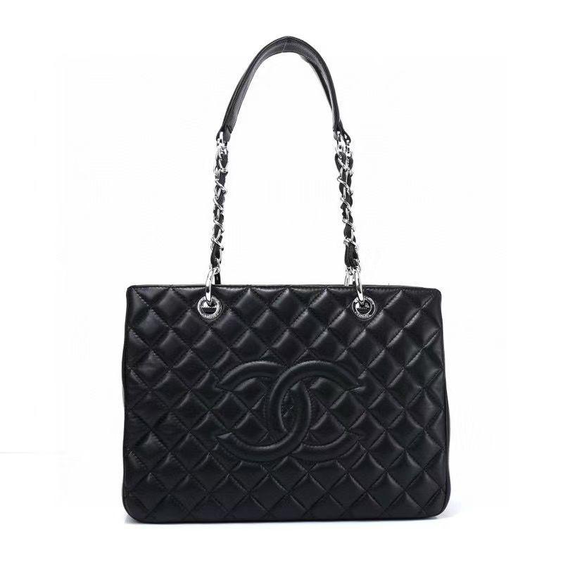 Chanel bag tote