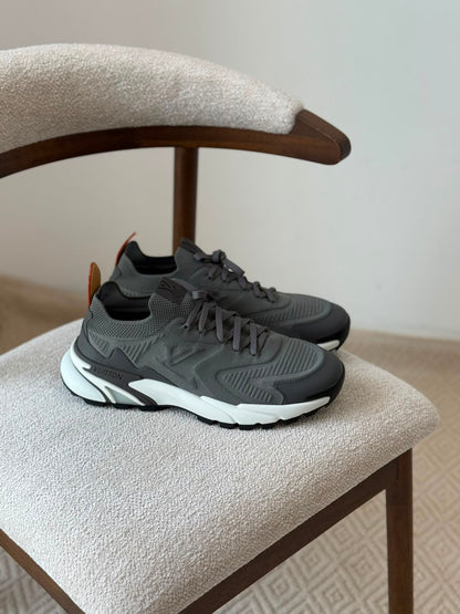 LV Tatic Knit Sneaker