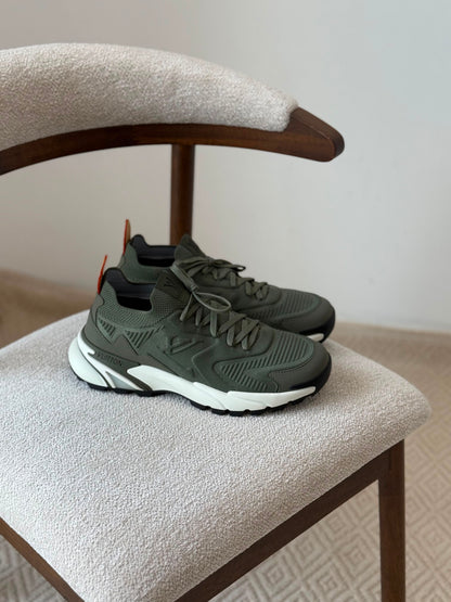 LV Tatic Knit Sneaker