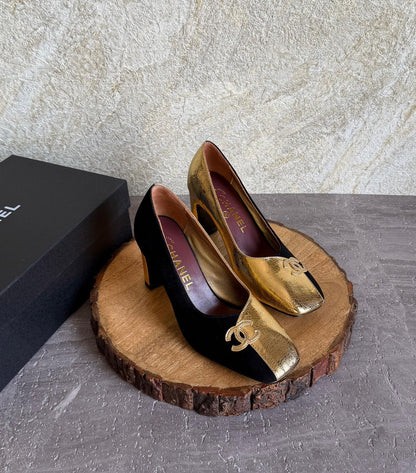 Chanel sandals in Lambskin and Patent
