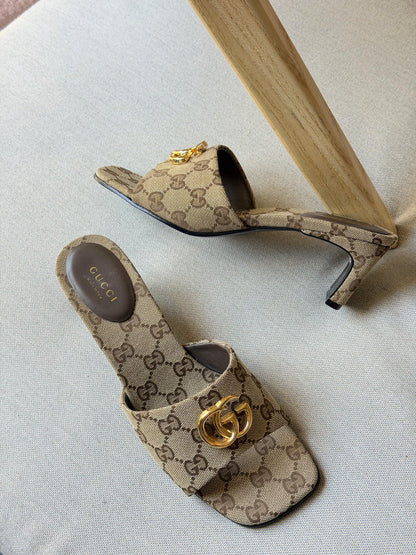 Gucci Double G sandals