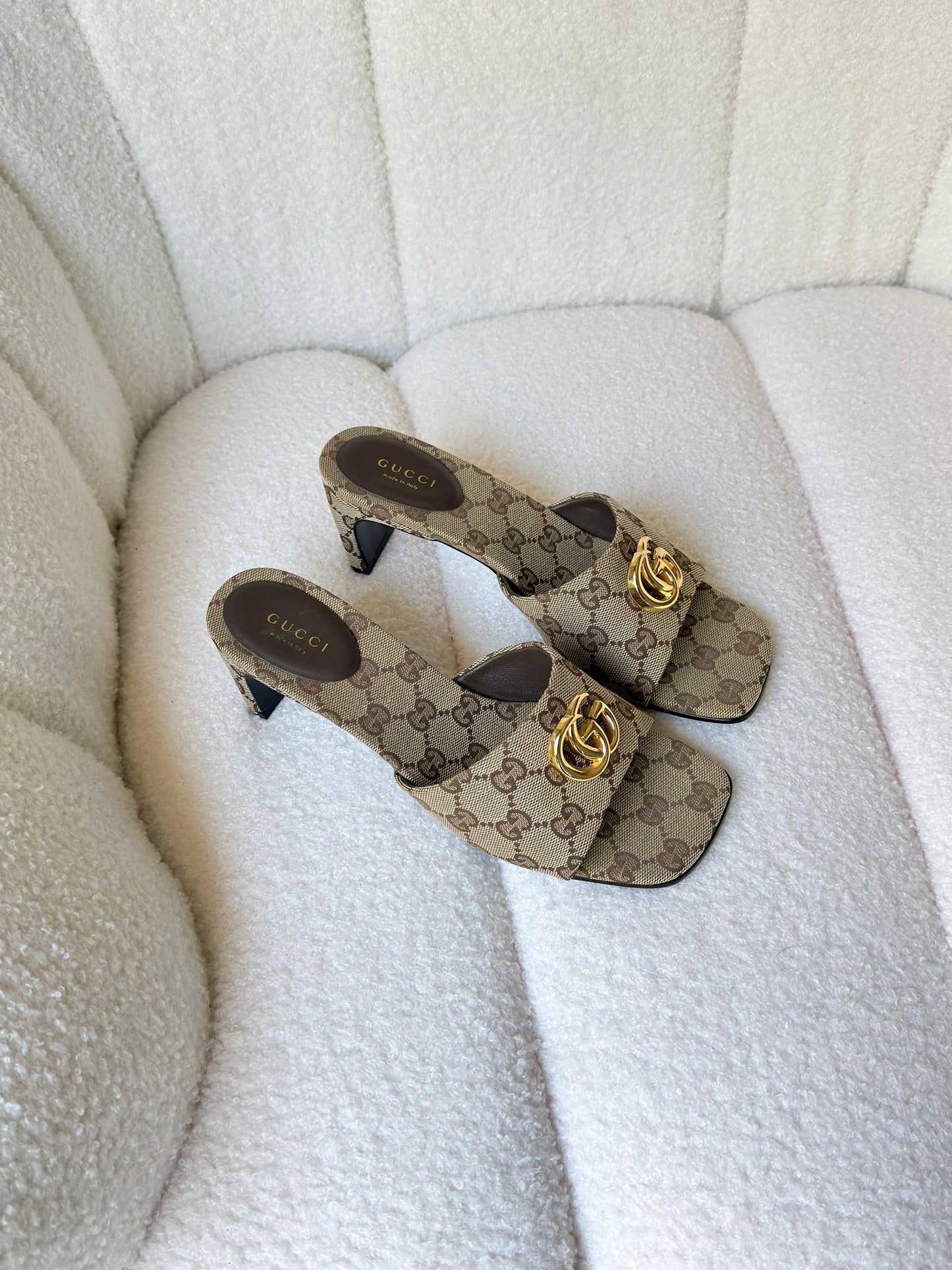 Gucci Double G sandals