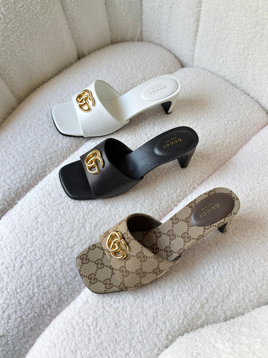 Gucci Double G sandals
