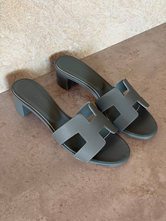 Hermes oran sandals