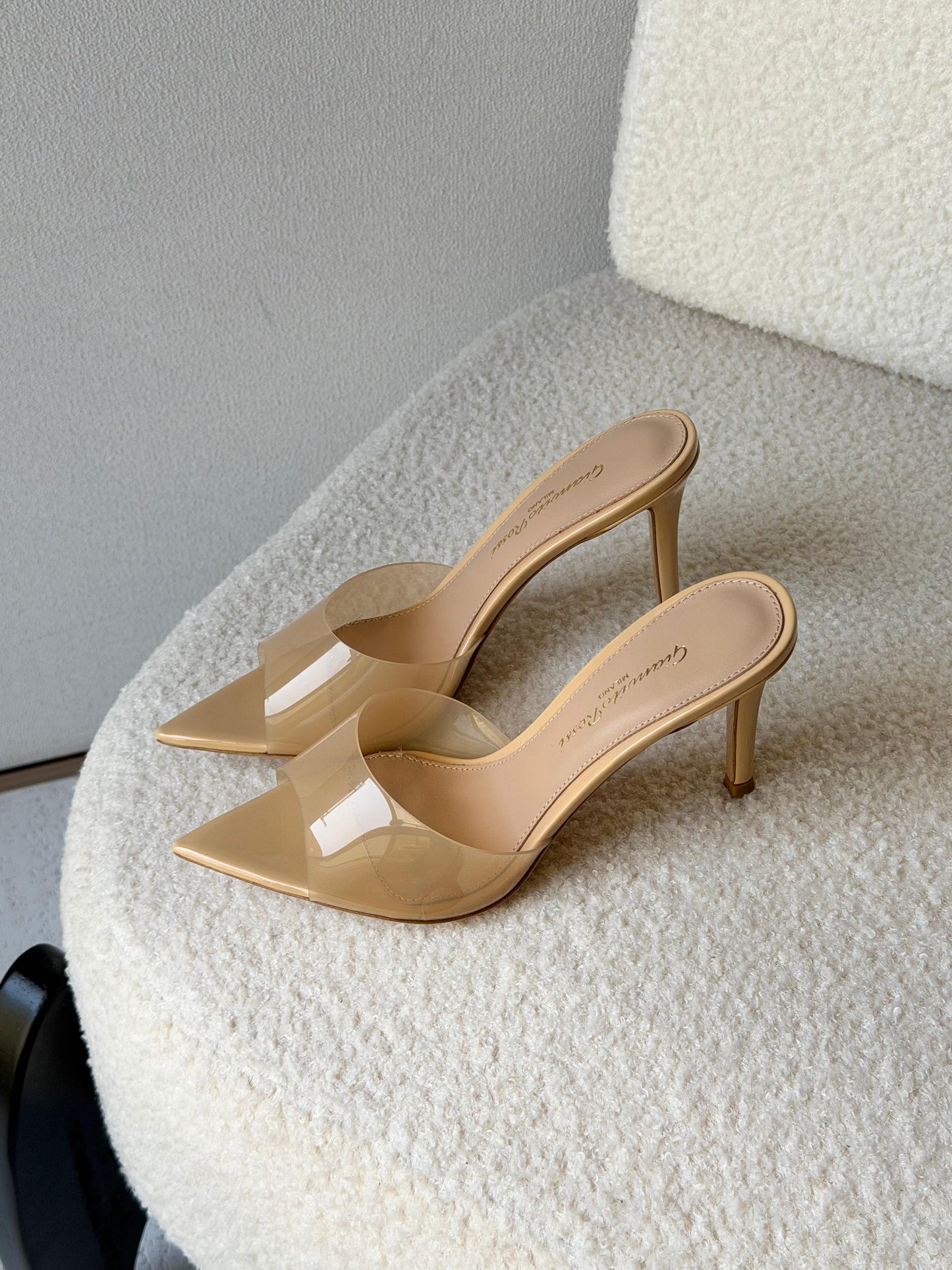 Gianvito Rossi Ellle 105 Mules