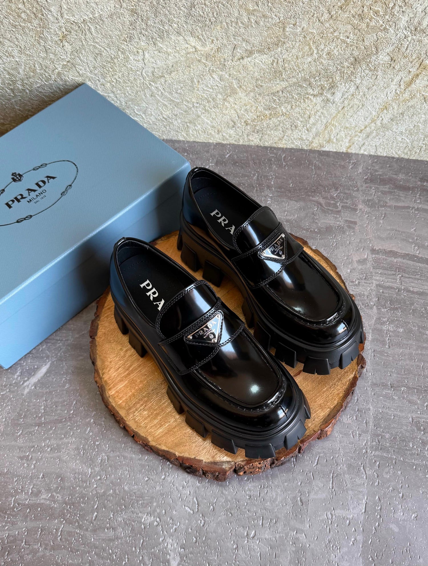 Women’s Footwear