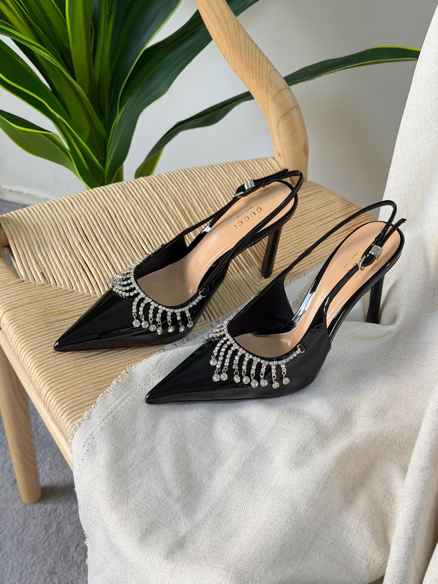 Gucci Crystal chain pumps