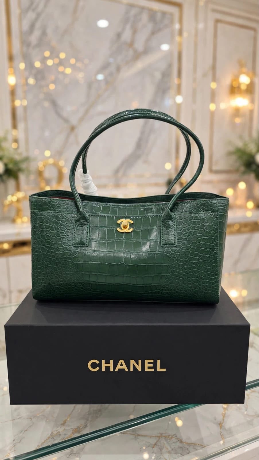 Chanel bag tote crocodile 35 cm