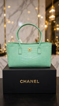 Chanel bag tote crocodile 35 cm