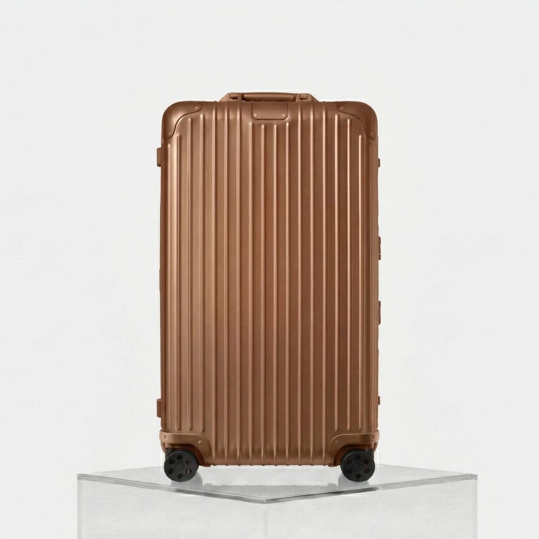 RIMOWA Trunk Plus Color: Bronze Brown