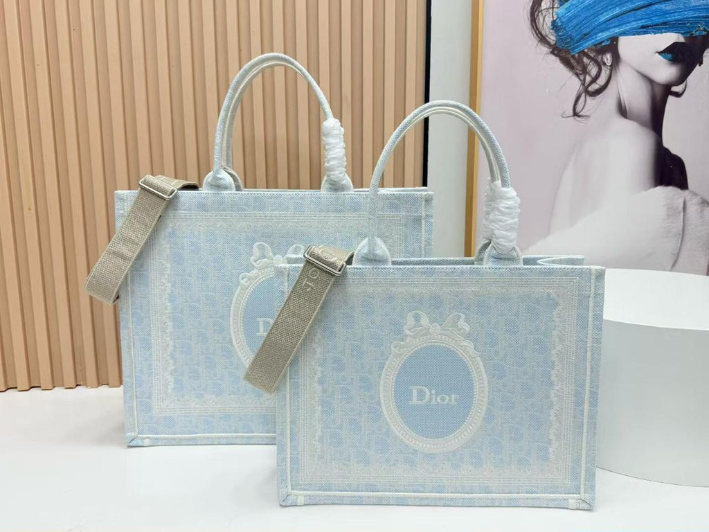 Dior bag tote “ medium - large