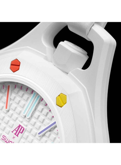 Audemars Piguet x Swatch
HUIT BLANC - The Royal Pop Collection white ⚪