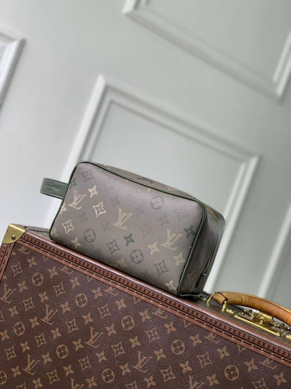 LOUISE VUITTON DROP Kit Men